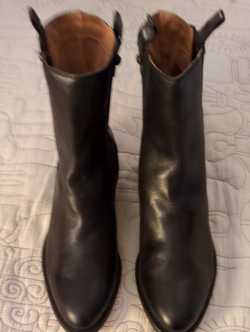 Classic Black Leather Women's Half Calf Boots - size 8.5
